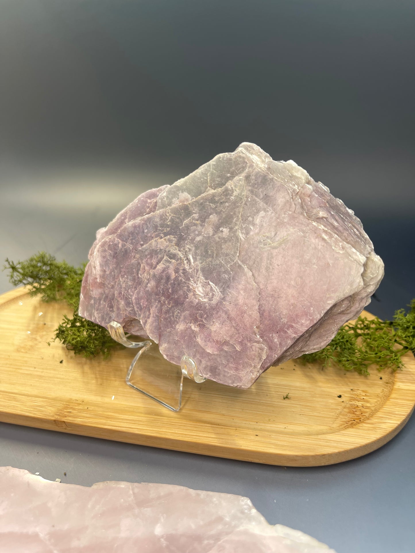 SCHIMMERNDE LEPIDOLITH GLIMMER IN LILA MIT SILBER - 370 g