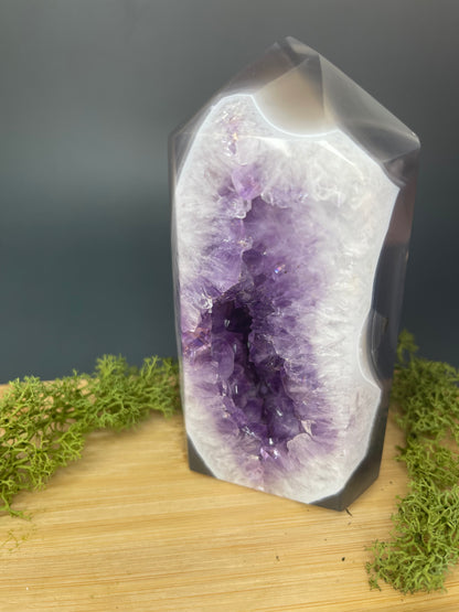 GEHEIMNISSVOLLE AMETHYST ACHAT DRUSE - 583g, 110 mm